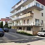 Impresja 42 Apartament Z Garazem